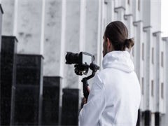 平?jīng)鰯z影店 捕捉時(shí)光，記錄美好瞬間